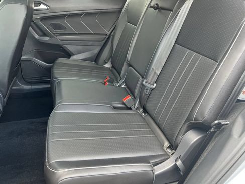 Used 2024 Volkswagen Tiguan SE R-Line AWD/4WD image 16