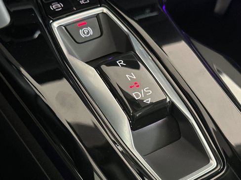 Used 2025 Audi Q5 Premium Plus w/ Premium Plus image 22