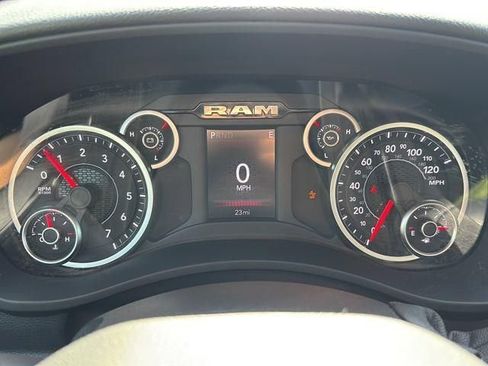 New 2026 RAM 2500 Big Horn AWD/4WD image 16