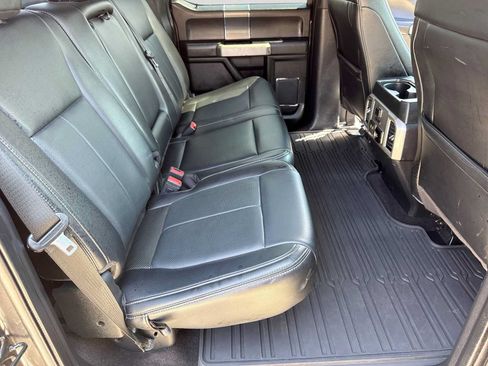 Used 2020 Ford F150 Lariat w/ Equipment Group 502A Luxury AWD/4WD image 19