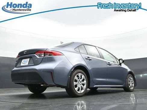 Used 2025 Toyota Corolla LE FWD image 35