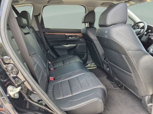 Used 2017 Honda CR-V Touring image 18