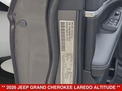New 2026 Jeep Grand Cherokee Altitude AWD/4WD image 38