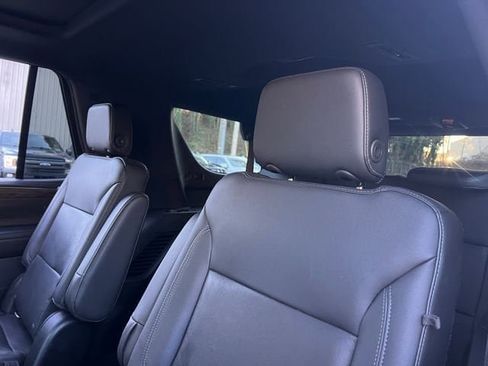 Used 2021 Chevrolet Tahoe Z71 w/ Z71 Signature Package AWD/4WD image 21