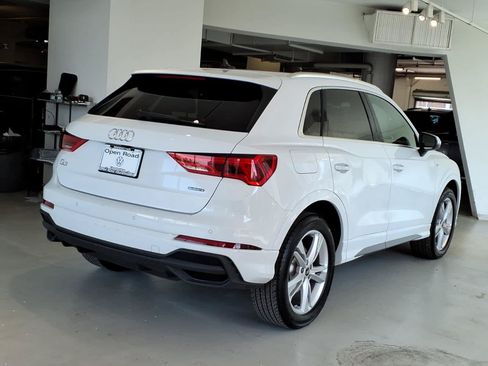 Used 2023 Audi Q3 2.0T Premium Plus w/ Premium Plus Package AWD/4WD image 4