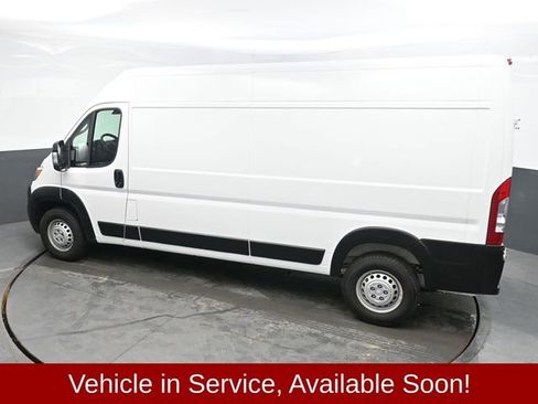 Used 2025 RAM ProMaster 2500 w/ Convenience Group image 25