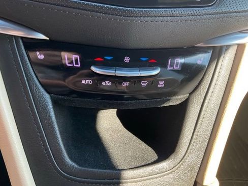 Used 2019 Cadillac XT5 Luxury FWD image 7
