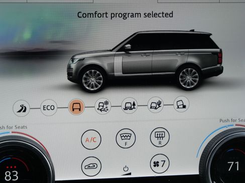 Used 2021 Land Rover Range Rover P525 Westminster Edition image 31