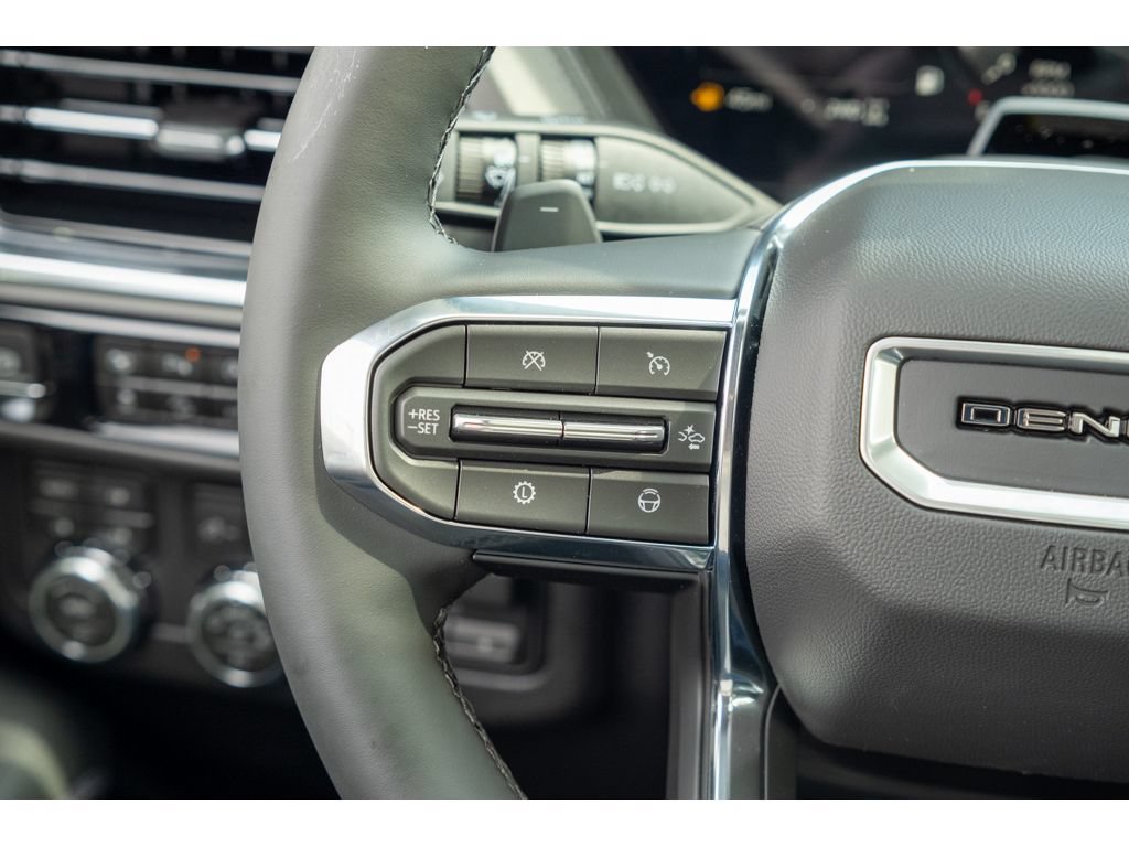 New 2026 GMC Yukon XL Denali w/ Denali Reserve Package AWD/4WD image 19