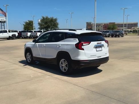 Used 2023 GMC Terrain SLE w/ Driver Convenience Package AWD/4WD image 7