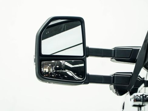 Used 2022 Ford F250 Platinum AWD/4WD image 12