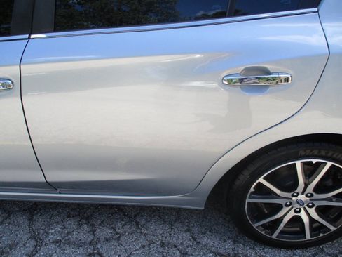 Used 2019 Subaru Impreza 2.0i Limited w/ Popular Package #1 AWD/4WD image 15
