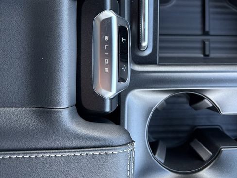 New 2026 Ford Expedition Platinum w/ Stealth Performance Package image 25