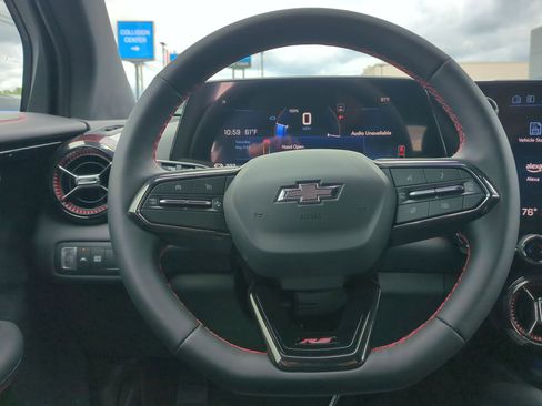 New 2025 Chevrolet Blazer EV RS image 32