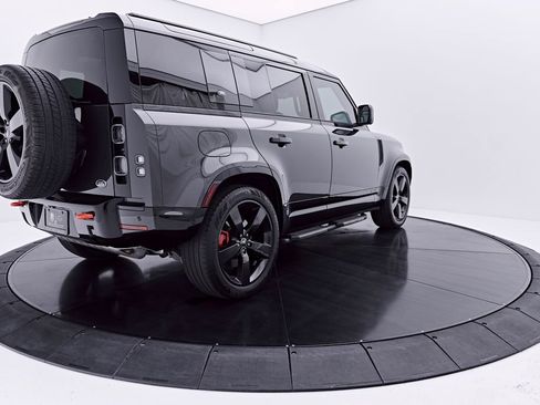 Used 2023 Land Rover Defender 110 X AWD/4WD image 15