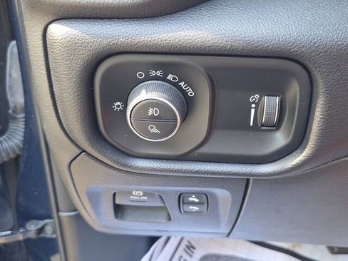 Used 2021 RAM 1500 Big Horn AWD/4WD image 27