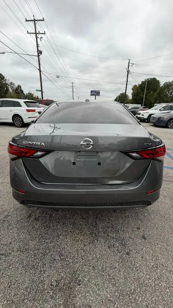 Used 2022 Nissan Sentra SV w/ All-Weather Package FWD image 5