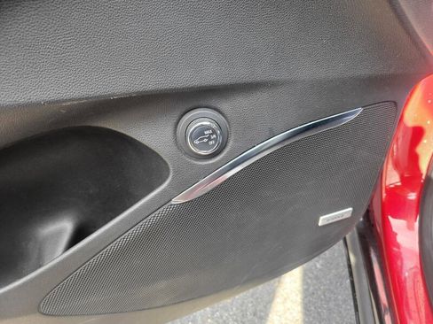 Used 2024 Buick Enclave Premium image 8