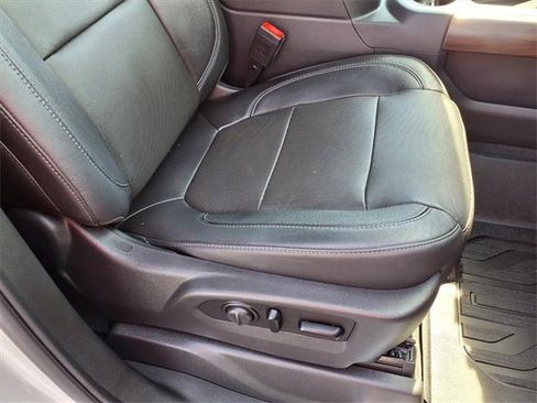 Used 2019 GMC Sierra 1500 SLT w/ SLT Premium Plus Package image 28