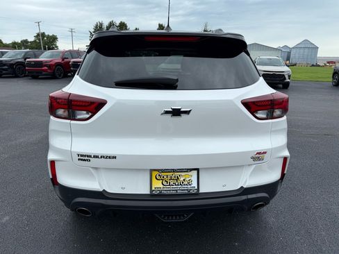Used 2021 Chevrolet TrailBlazer RS w/ Sun and Liftgate Package AWD/4WD image 4