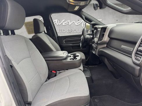 Used 2024 RAM 3500 Big Horn image 24