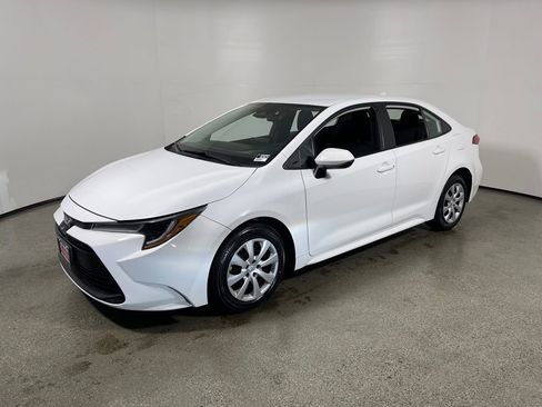 Certified 2024 Toyota Corolla LE image 7