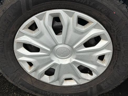 Used 2024 Ford Transit 350 XLT image 10