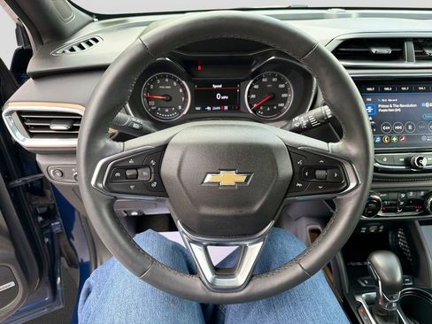 Used 2023 Chevrolet TrailBlazer ACTIV w/ Sun and Liftgate Package AWD/4WD image 16
