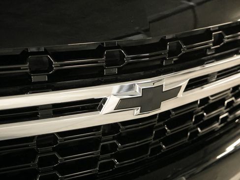 Used 2024 Chevrolet Suburban LS w/ Driver Alert Package RWD image 15