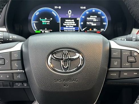 New 2026 Toyota Sienna Limited image 8