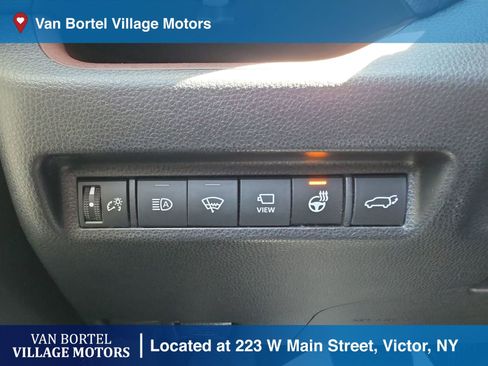 Used 2019 Toyota RAV4 Limited w/ Advanced Technology Package image 17