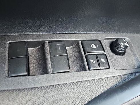 Used 2024 Toyota Corolla LE FWD image 26
