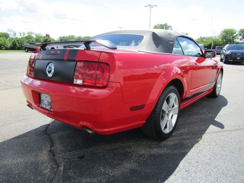 Used 2006 Ford Mustang GT RWD image 38