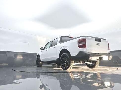 New 2026 Ford Maverick Lariat w/ Black Appearance Package image 31