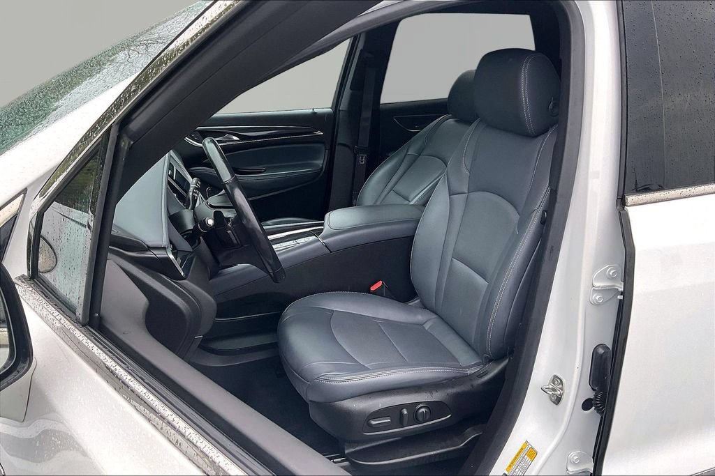 Used 2023 Buick Enclave Essence FWD image 24