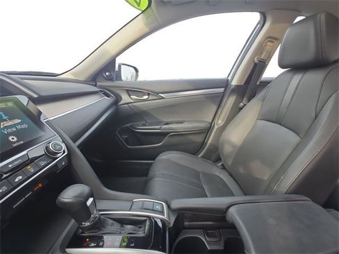 Used 2017 Honda Civic Touring image 11