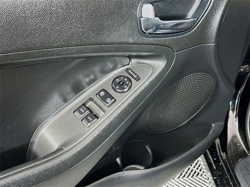 Used 2016 Kia Forte Koup EX image 17