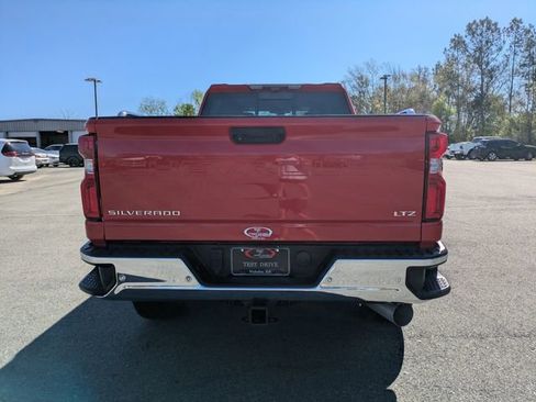 Used 2020 Chevrolet Silverado 2500 LTZ w/ LTZ Premium Package image 5