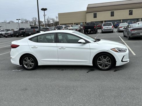 Used 2018 Hyundai Elantra SEL image 9
