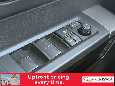 Used 2024 Toyota Tundra Limited AWD/4WD image 13