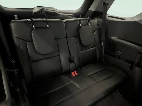 Used 2022 Ford Explorer Limited w/ Limited Technology Package AWD/4WD image 13