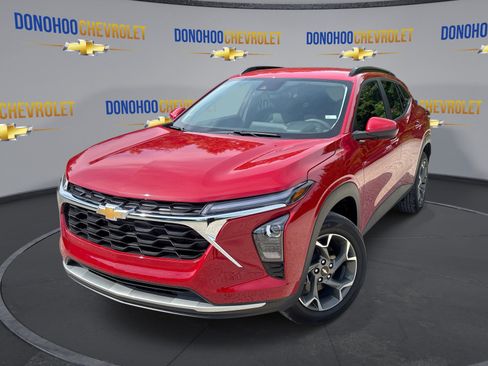 New 2026 Chevrolet Trax LT FWD image 4
