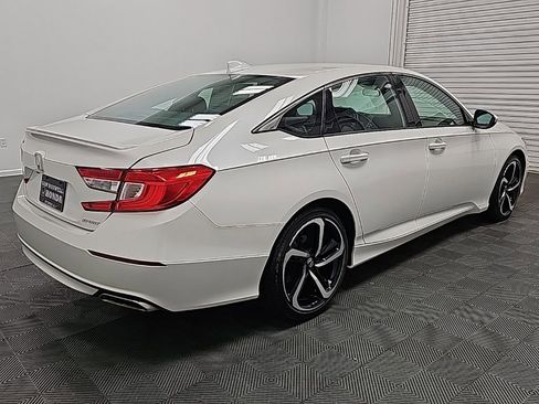 Used 2020 Honda Accord Sport image 9