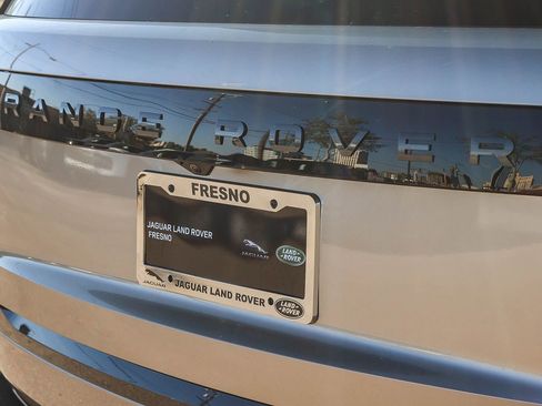 New 2026 Land Rover Range Rover SE image 12