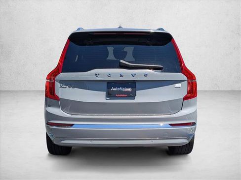 Used 2024 Volvo XC90 T8 Ultimate w/ Protection Package Premier AWD/4WD image 7
