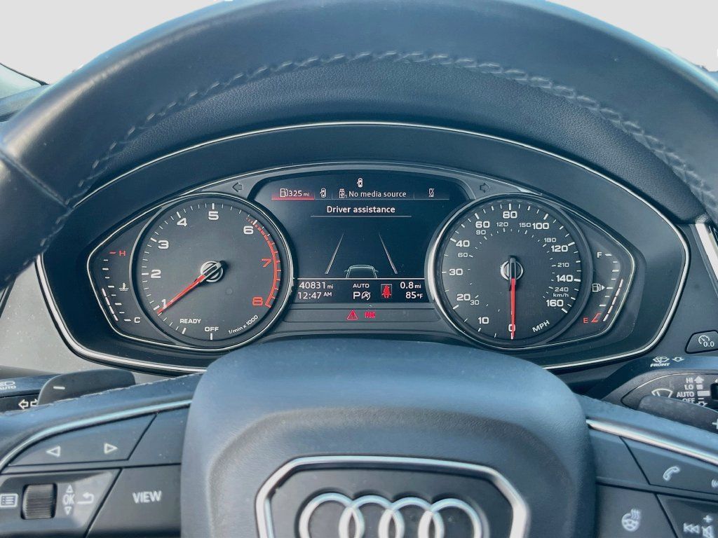 Used 2023 Audi Q5 2.0T Premium w/ Convenience Package AWD/4WD image 12