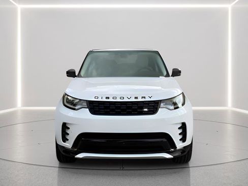 New 2025 Land Rover Discovery Dynamic SE image 7