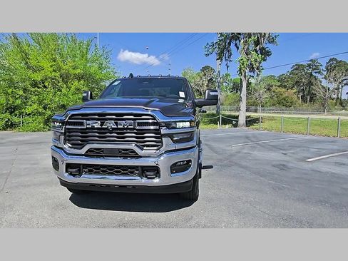 New 2026 RAM 3500 Big Horn AWD/4WD image 37