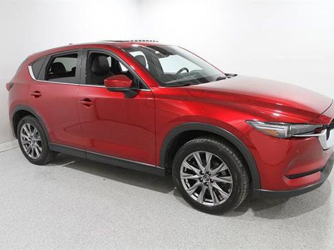 Used 2019 MAZDA CX-5 Signature image 1