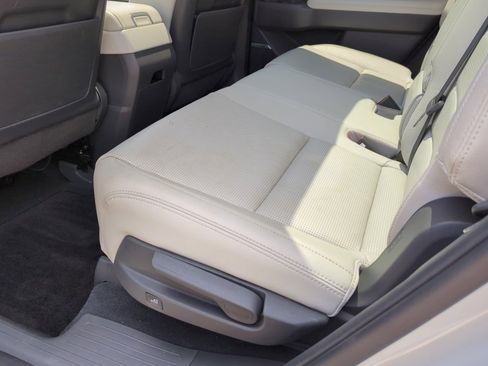 Used 2024 Hyundai Santa Fe Limited AWD/4WD image 18
